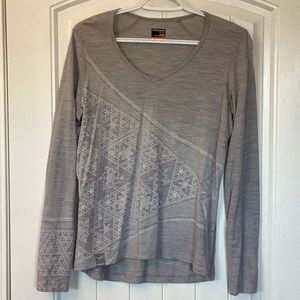 Icebreaker long sleeve medium weight shirt